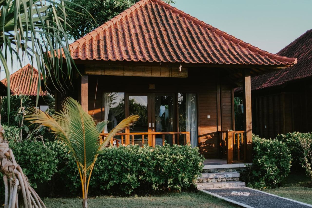 Dini D'Nusa Lembongan Buitenkant foto