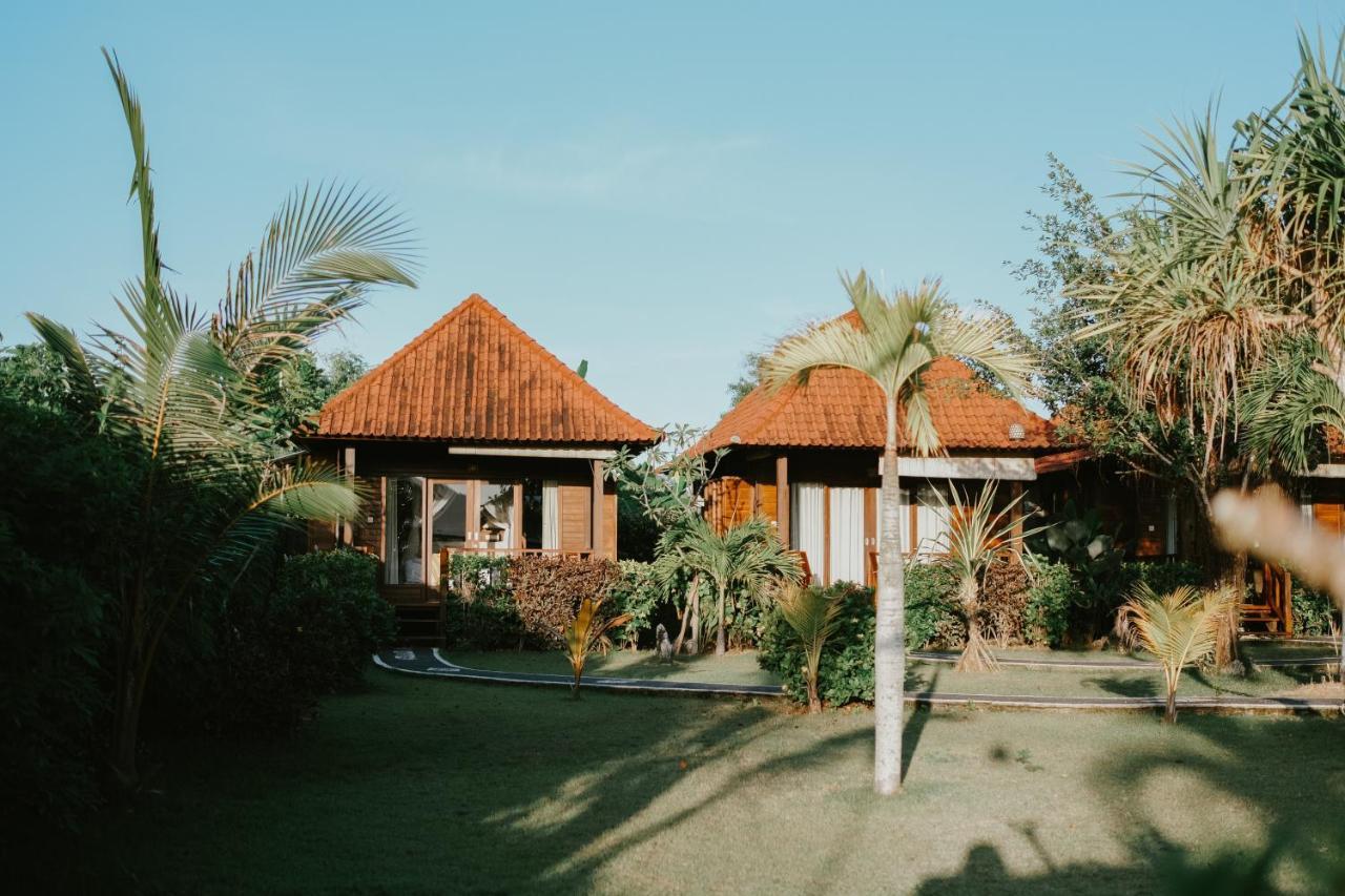 Dini D'Nusa Lembongan Buitenkant foto