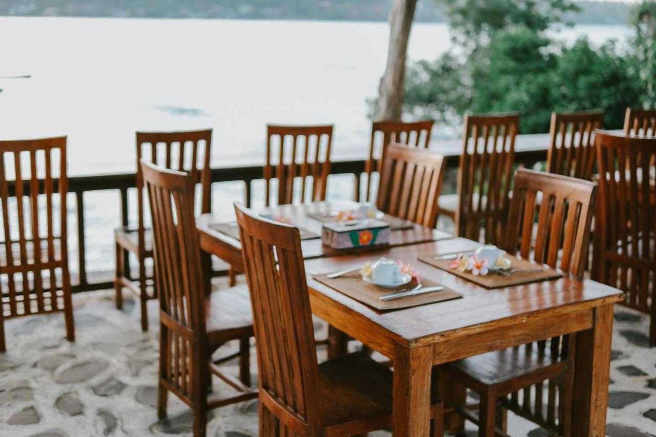 Dini D'Nusa Lembongan Buitenkant foto