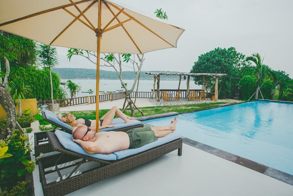 Dini D'Nusa Lembongan Buitenkant foto